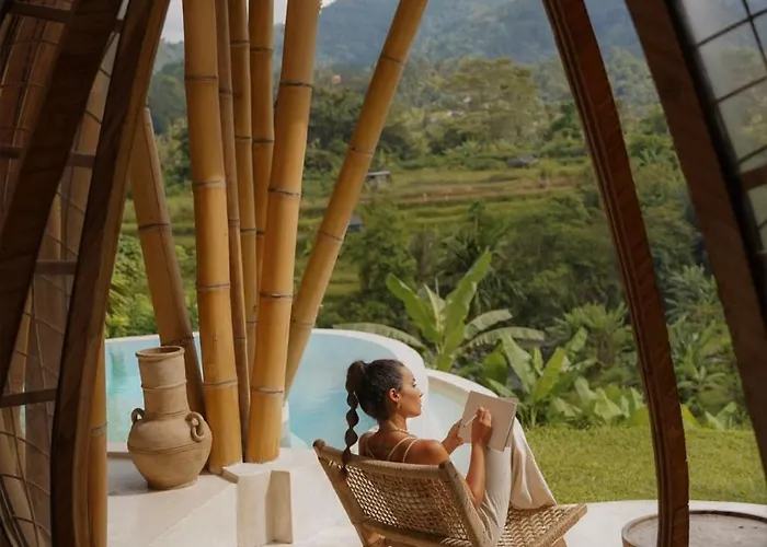 Saraya Bali 度假村 *